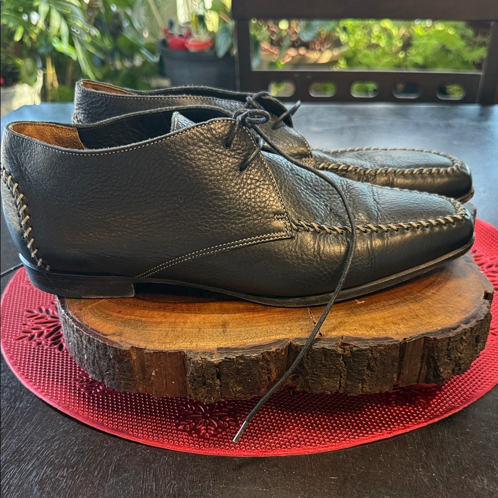 Vanessa Noel Black Leather women’s Shoes